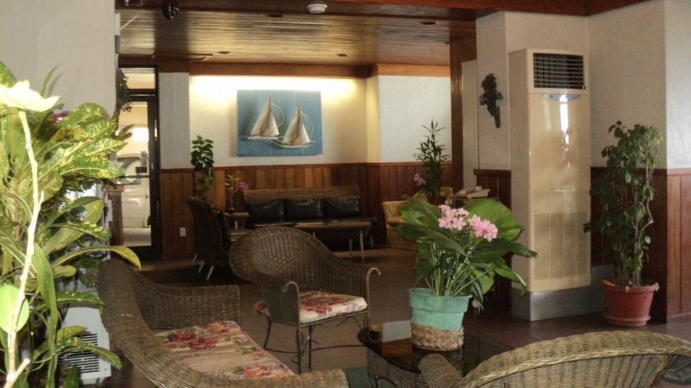 West Plaza By The Sea Hotel Koror Bagian luar foto
