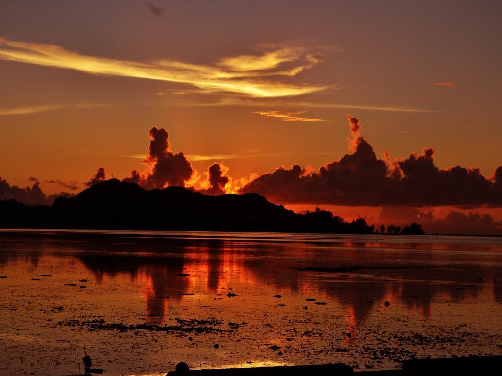 West Plaza By The Sea Hotel Koror Bagian luar foto