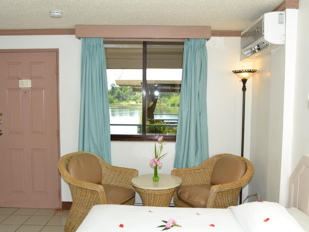 West Plaza By The Sea Hotel Koror Bagian luar foto