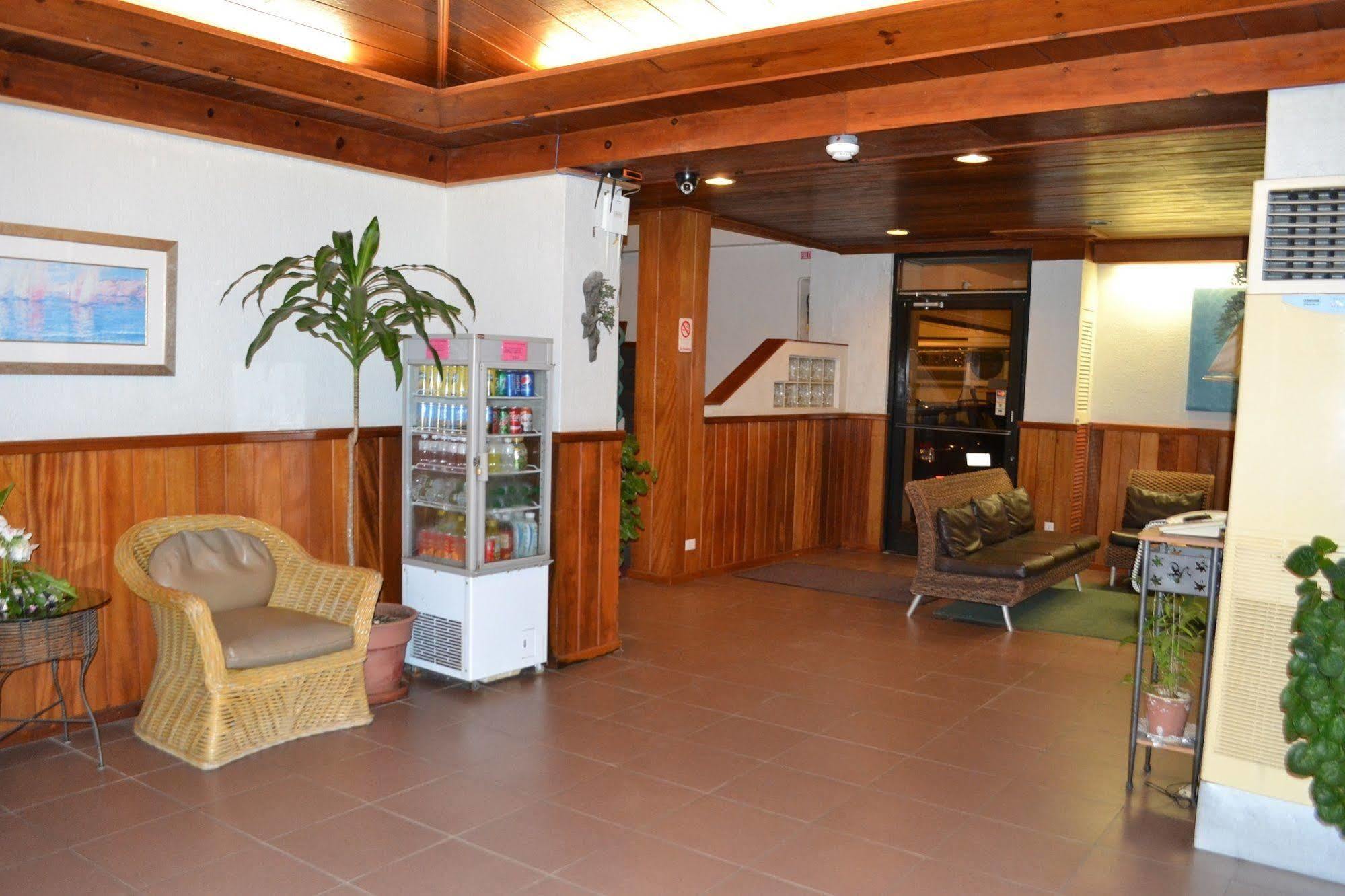 West Plaza By The Sea Hotel Koror Bagian luar foto